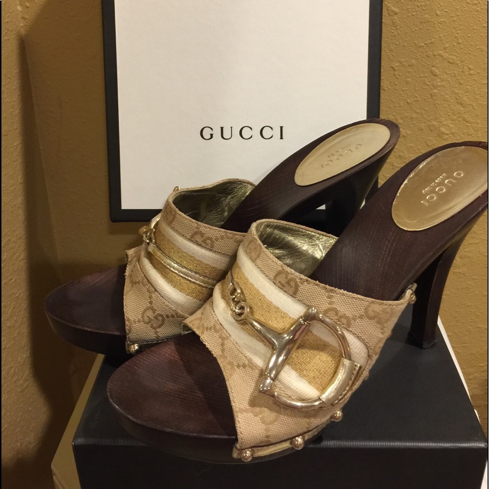 Gucci authentic vantage women wood clogs. Size 10